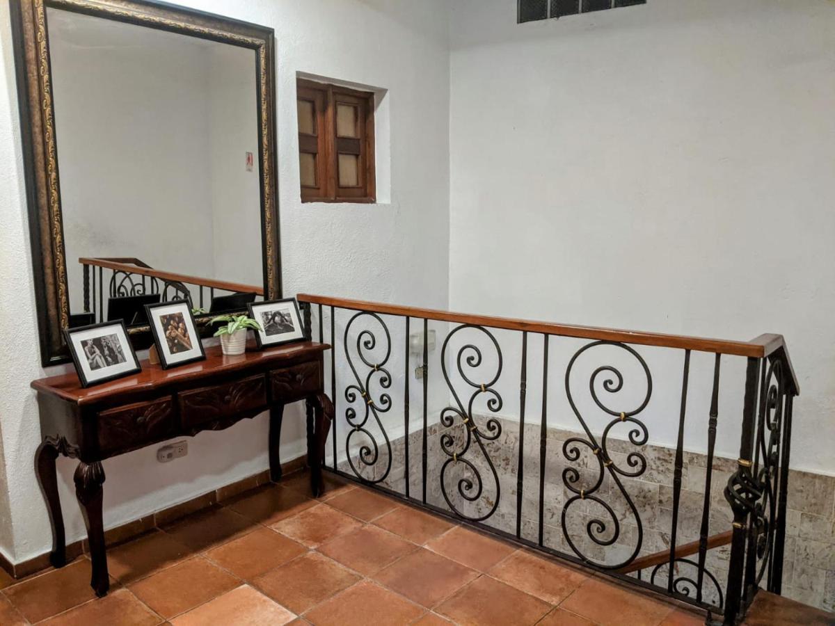 Hotel Aluge Santo Domingo Eksteriør billede