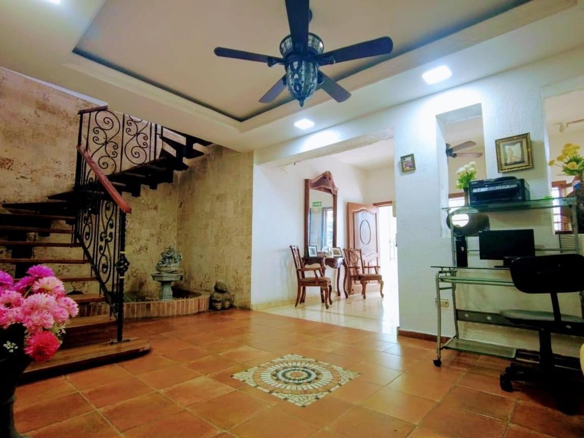 Hotel Aluge Santo Domingo Eksteriør billede