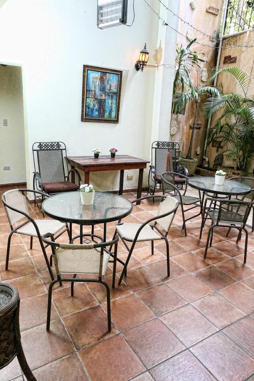 Hotel Aluge Santo Domingo Eksteriør billede